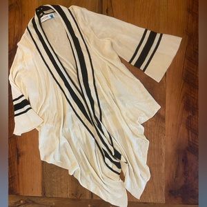 Anthropologie Sparrow Lightweight Sweater, Cream w/ Fun Black Trim, Size Large